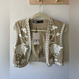 Zara embroidered vest- Sz M